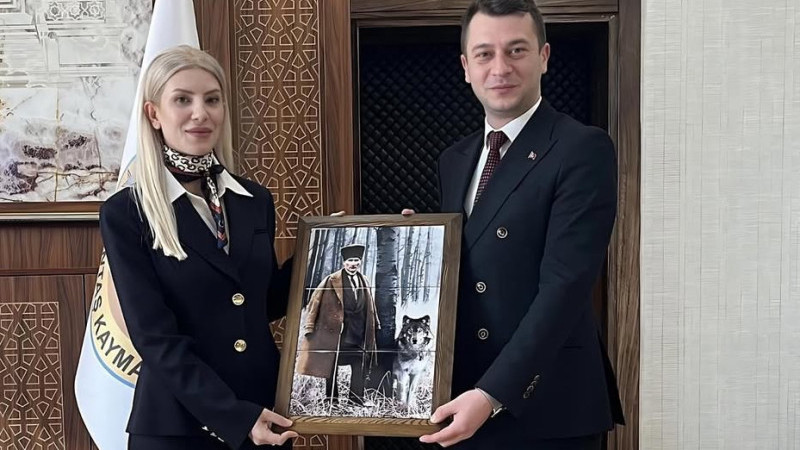 Altıntaş kaymakamına Ülkü ocaklarından ziyaret