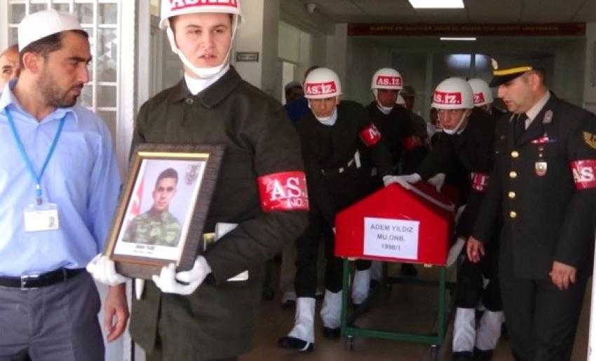 Kaza Kurşunu ile Şehit Olan Asker Memleketine Uğurlandı