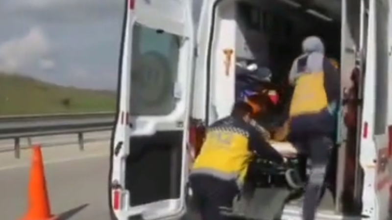 Trafik kazası 1 ağır 2 yaralı 