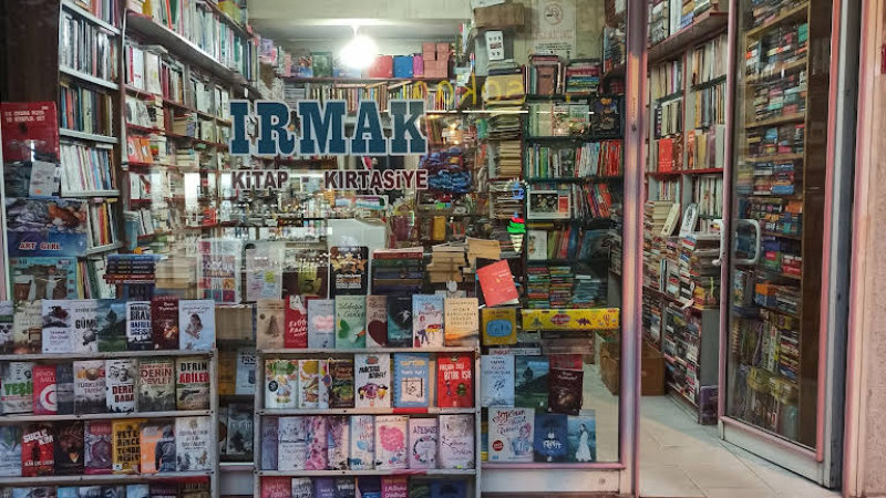 Tavşanlı'da kitabın tek adresi