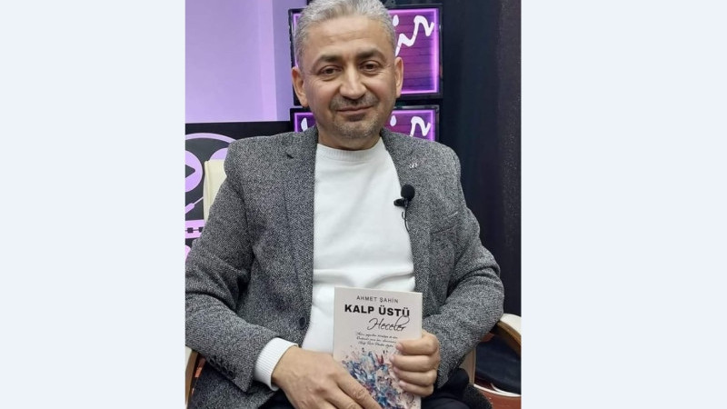 Yazar Ahmet Şahin'in şiir kitabı çıktı