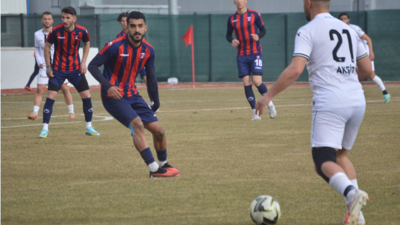  Tepecikspor, Manisa 1965 ile oynadığı maçta 1-1 berabere 