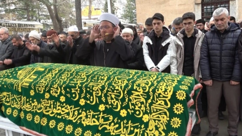 Vefat eden Eryılmaz defnedildi 