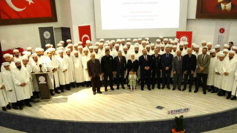  92 aday din görevlisi için mezuniyet