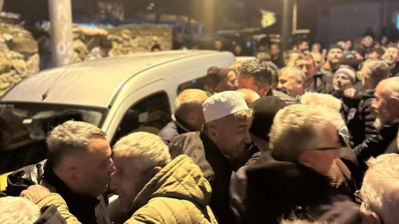 Umre için uğurlandılar