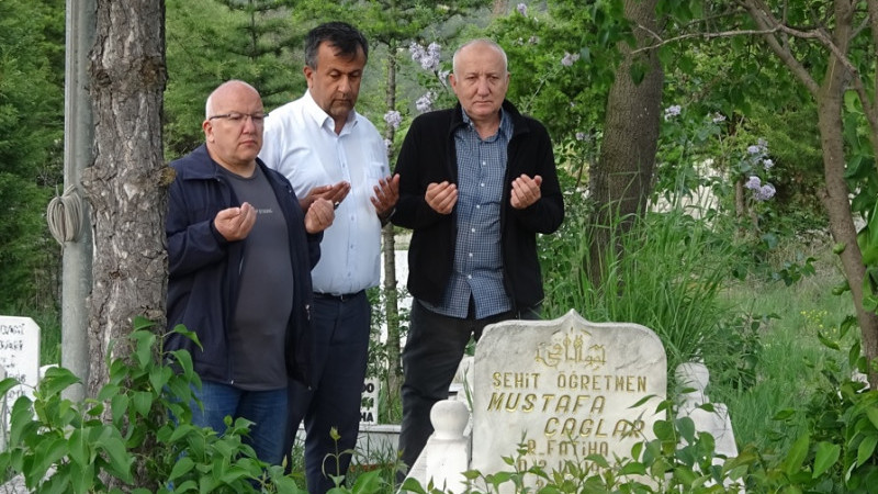 Tavşanlı Şehit ve Gazi Derneği Başkanı Erol Gündüz'den PKK'nın silah bırakması 