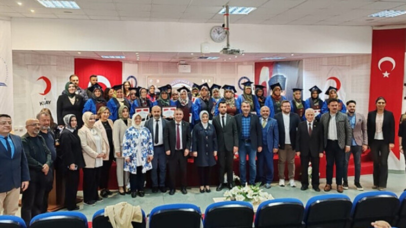 20 Kadın kep aldı