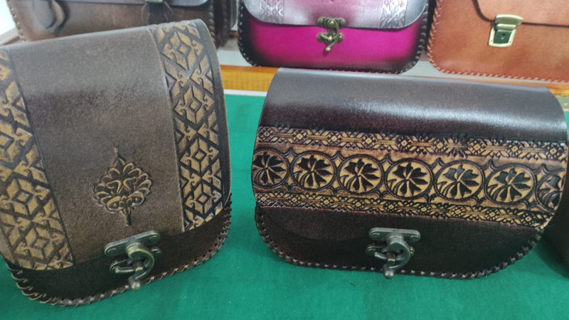  Öğretmen Akademileri kapsamında deri işleme atölyesi açıldı