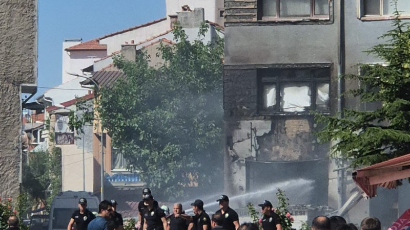 Tüp bayisinde meydana gelen patlamada 7 kişi yaralandı 