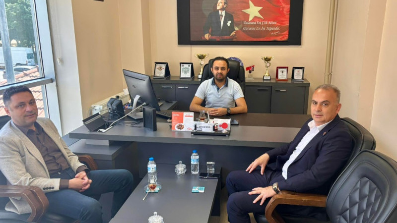 MHP Tavşanlı İlçe Başkanı Öztaş'tan Başkomiser Seyfi'ye Veda Ziyareti