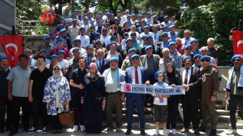 Erciyes Mavi Kartalları, Kütahya’da şehit aileleriyle buluştu