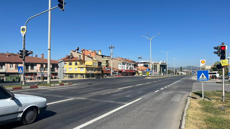 Çevre Yolu'nda Numaratajlı Işıklandırma ve Trafik Lambası İyileştirmesi Talebi