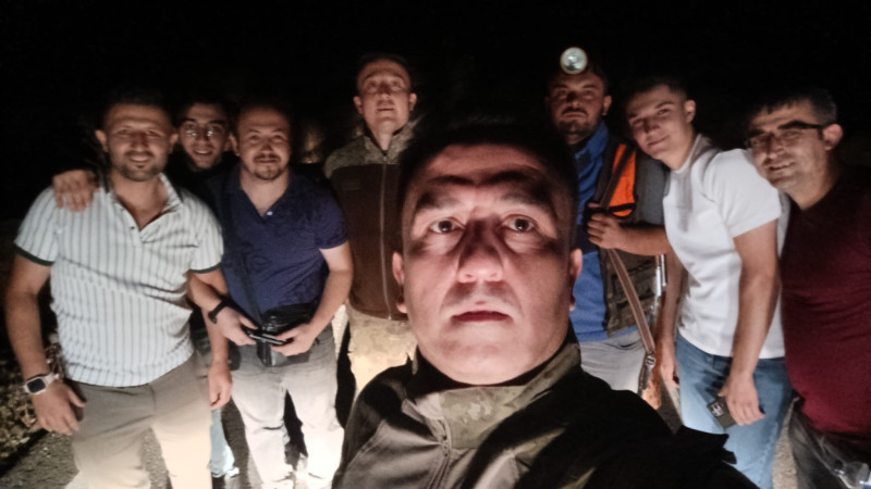 Gençlerden orman nöbeti