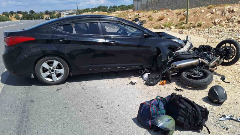 Emet’te otomobille motosiklet çarpıştı: 1 yaralı