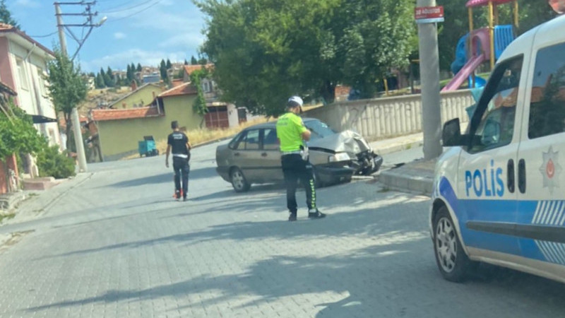 Trafik kazası 2 yaralı