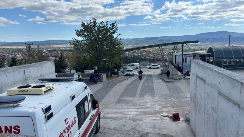 Tavşanlı Devlet Hastanesi Acil Servis Yolu Yenilendi