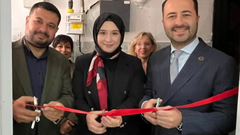 Aylin Yavuz Gitmez'in  Bürosu Törenle Açıldı