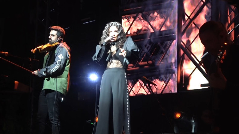 Fatma Turgut Konseriyle Tavşanlı'da Cumhuriyet Coşkusu Zirve Yaptı