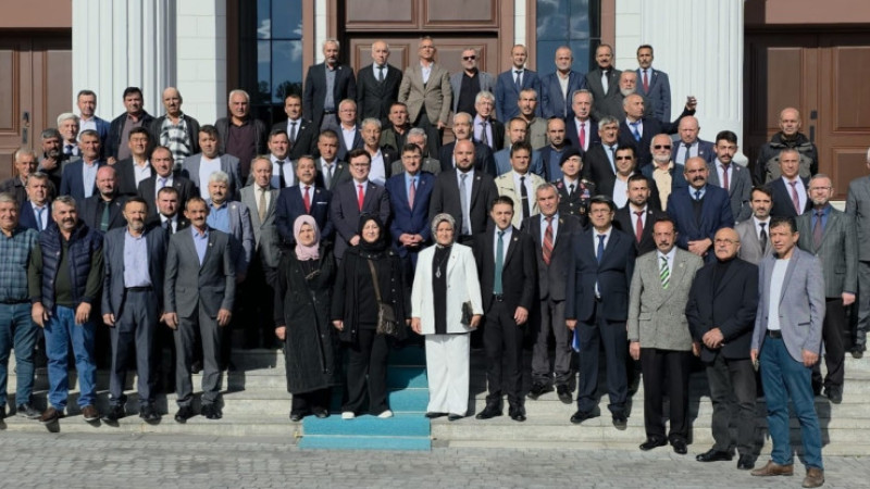 Muhtarlarımız demokrasimizin temel taşıdır