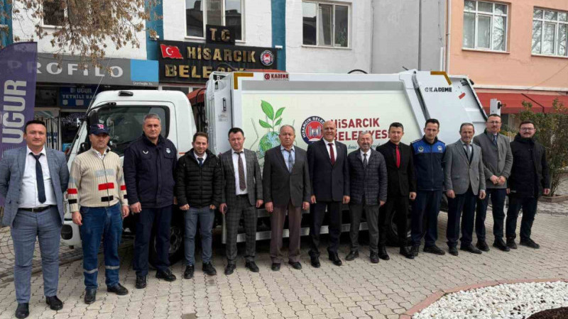 Çöp aracı dualarla hizmete başladı 