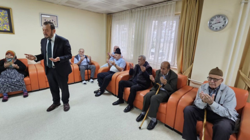 Huzurevi’nde Miraç kandili 