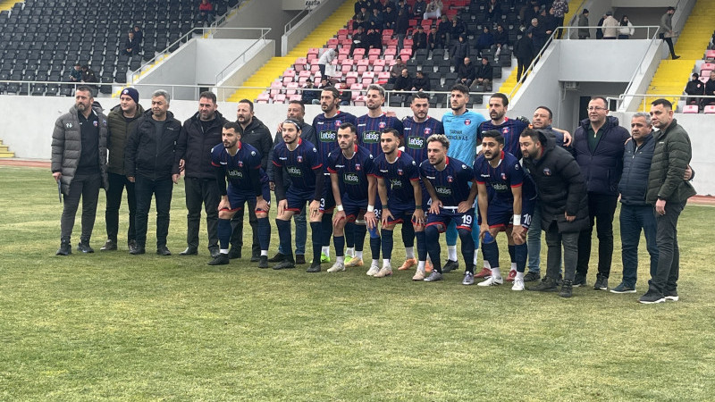 Tepecikspor Zirve Takibini Bırakmıyor: 3-1