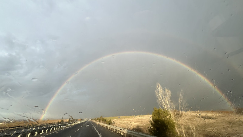 Gökkuşağı Mest Etti