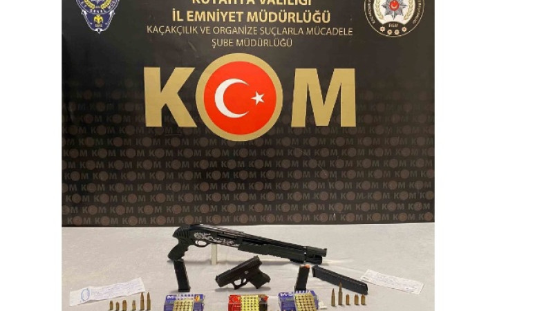 Kütahya’da tefecilik ve silah ticareti operasyonu