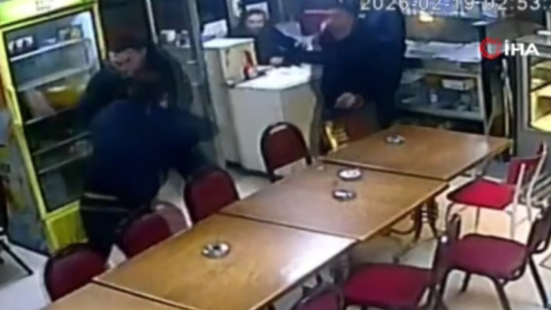 Meydan mahallesinde bıçaklı saldırı 