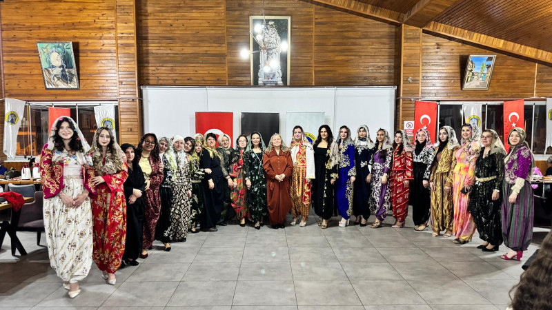 Tavşanlı'da kıyafetlerle yöresel kültür rüzgarı