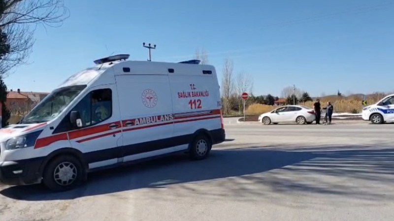 Trafik kazası 1’i çocuk 2 yaralı