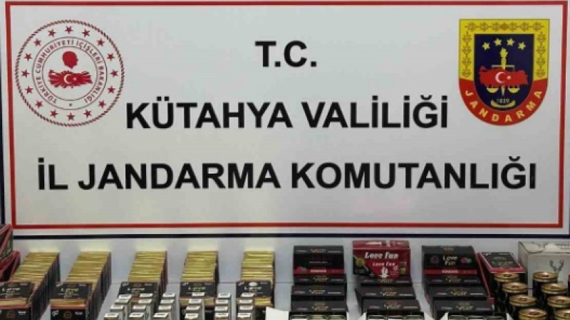 Kütahya’da kaçak cinsel ürün operasyonu, 753 adet ürün ele geçirildi