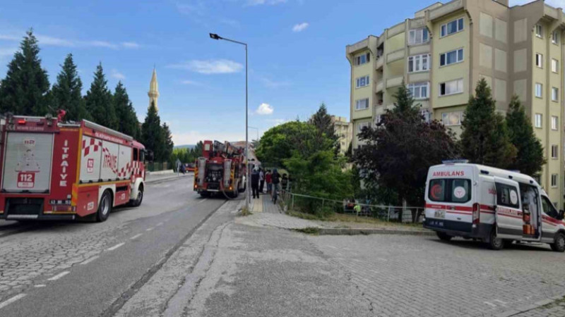6 katlı apartmanda yangın 