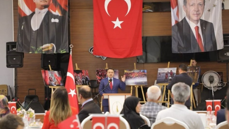 Kütahya’da şehit aileleri ve gazilerle aynı sofrada buluştu
