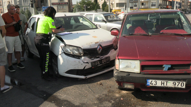 Trafik kazası 1 yaralı