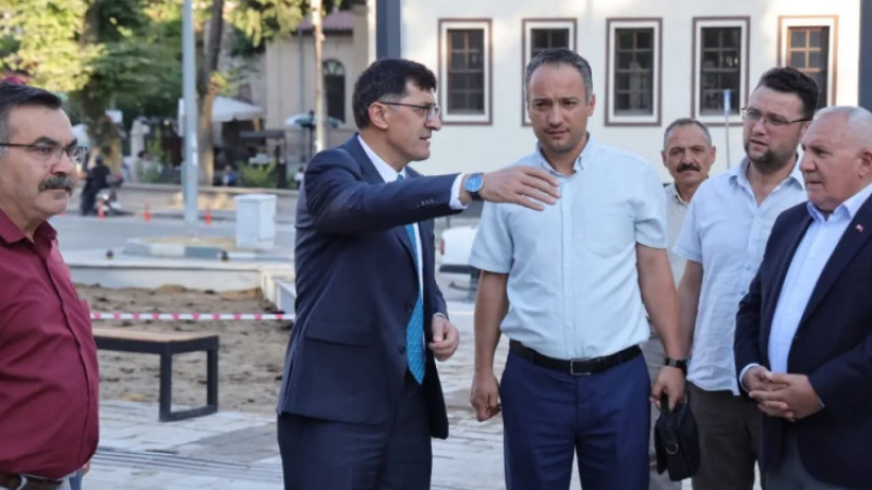 Ulu Cami ve çevresinde düzenleme çalışmaları sürüyor