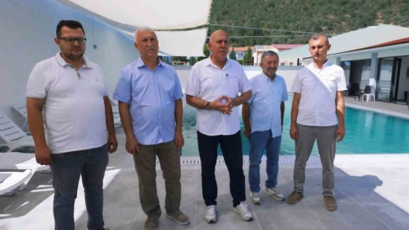 Hisarcık’ta Yarı Olimpik Yüzme Havuzu hizmete girdi
