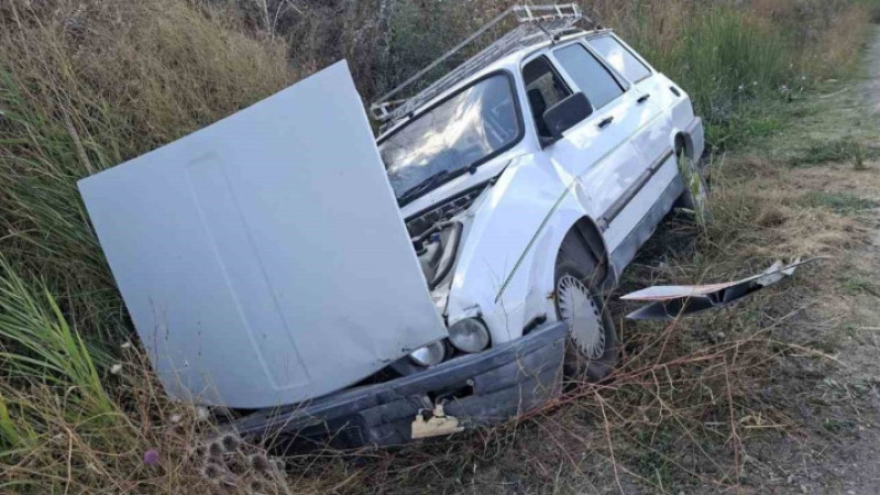 Hisarcık’ta otomobil şarampole savruldu: 4 yaralı