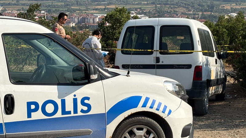 74 Yaşındaki Fahrettin Kahraman Otomobilinin Yanında Ölü Bulundu