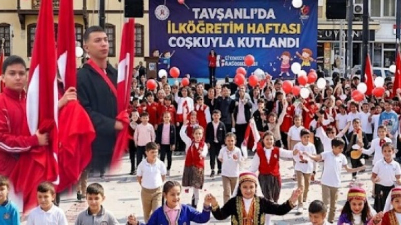 Tavşanlı'da İlköğretim Haftası coşkuyla kutlandı