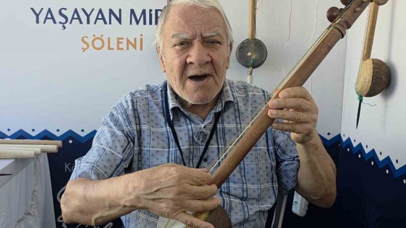 Kütahya’da rebap geleneğini yaşatan son usta: Ahmet Bitirim