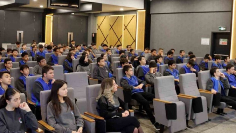Kütahya OSB’de öğrencilere iş sağlığı ve güvenliği eğitimi verildi