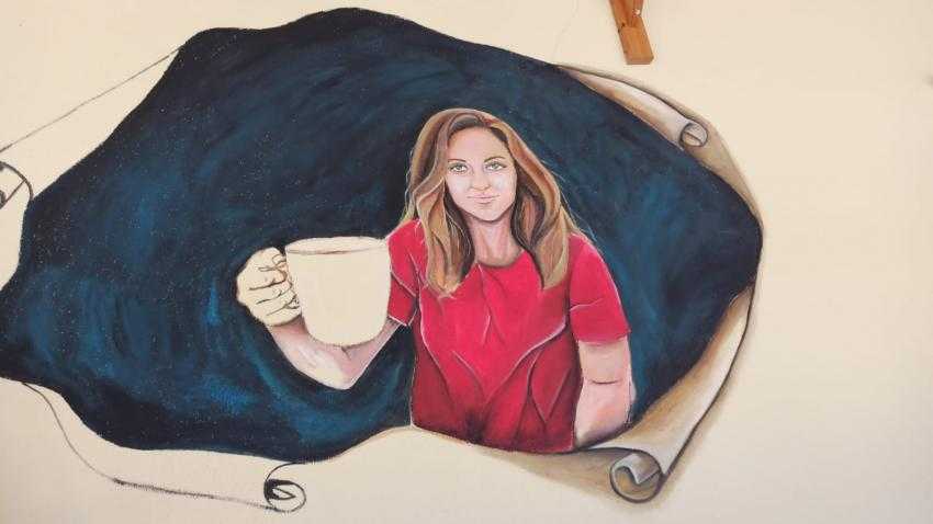 Duvarda açan çiçekler
